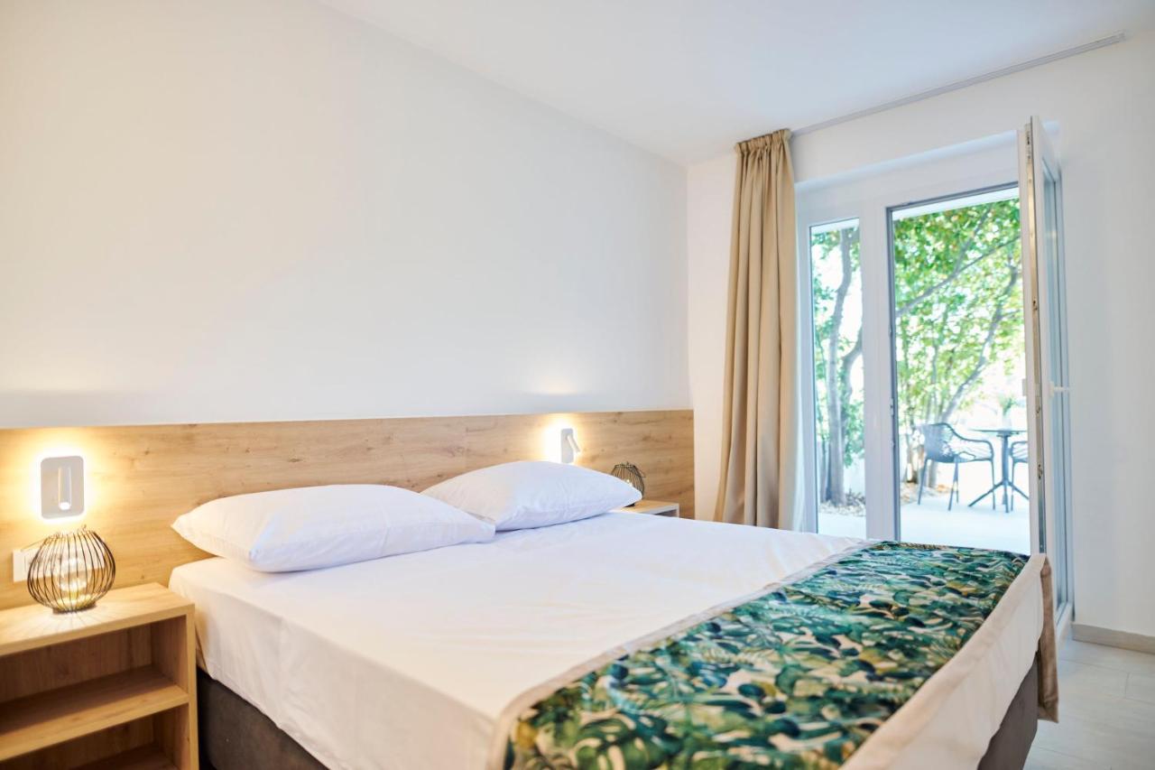 Colentum Resort ムルテル エクステリア 写真