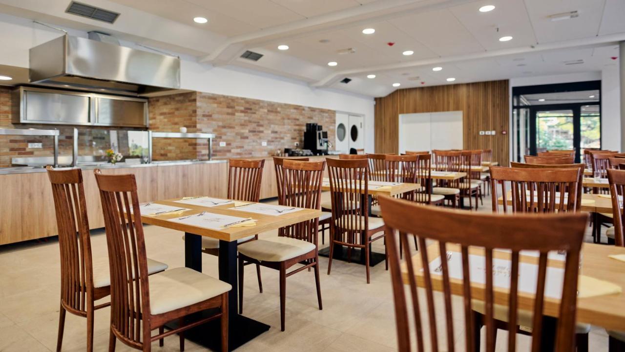 Colentum Resort ムルテル エクステリア 写真
