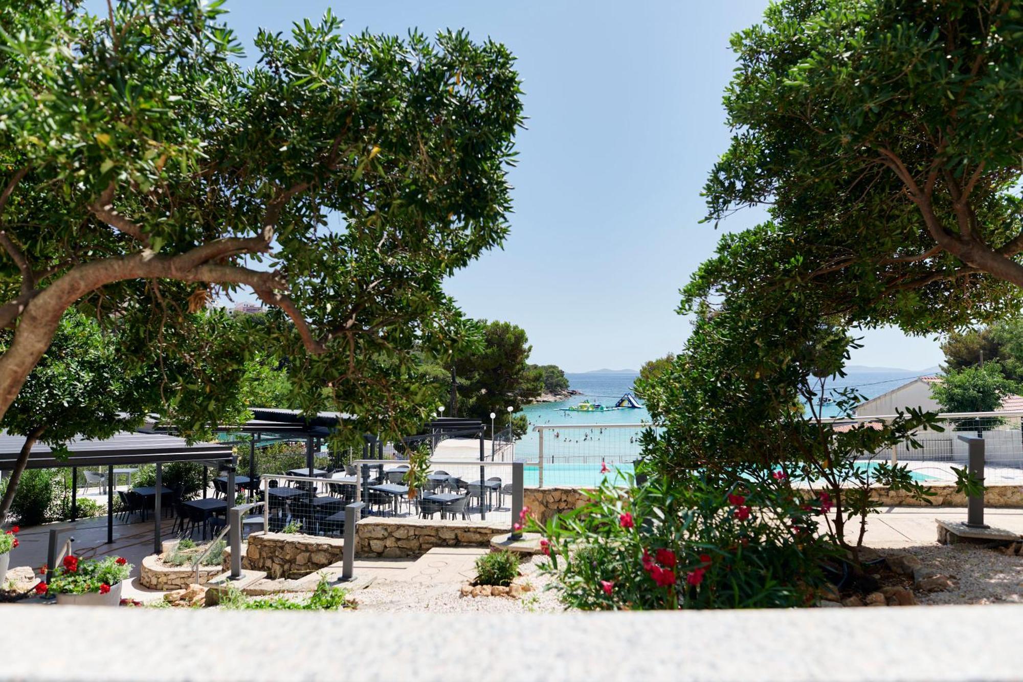Colentum Resort ムルテル 部屋 写真